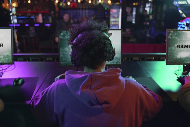 Why VPNs Are Essential for Crypto Gaming: Privacy, Access & a Smoother Experience